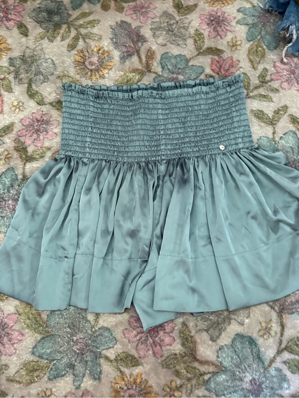 NATURAL LIFE Smocked shorts Dusty Blue